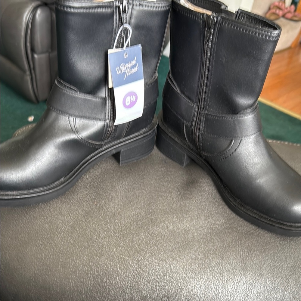 Universal Thread Black Ankle Boots